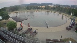 Koupací jezero
