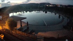 Koupací jezero
