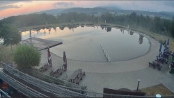 Koupací jezero