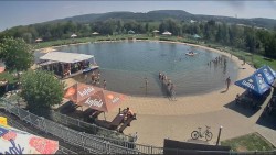 Koupací jezero