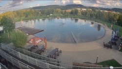 Koupací jezero