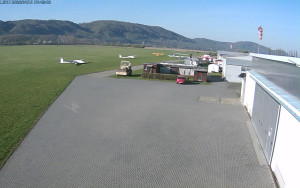 Letiště Hranice na Moravě - Plocha letiště, Helfštýn - 18.4.2026 v 07:45