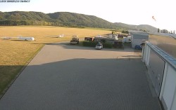 Powierzchnia lotniska, Helfštýn