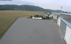 Powierzchnia lotniska, Helfštýn