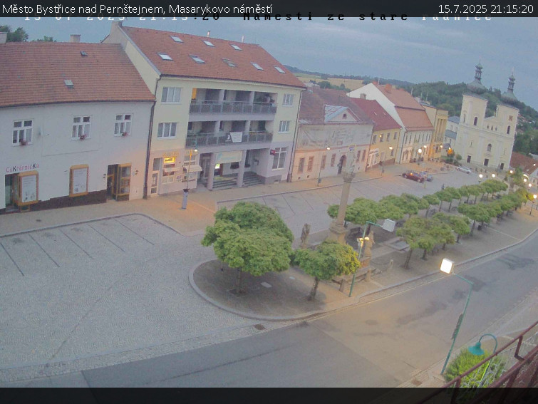 Město Bystřice nad Pernštejnem - Masarykovo náměstí - 15.7.2025 v 21:15 Město Bystřice nad Pernštejnem - Masarykovo náměstí - 15.7.2025 v 21:15