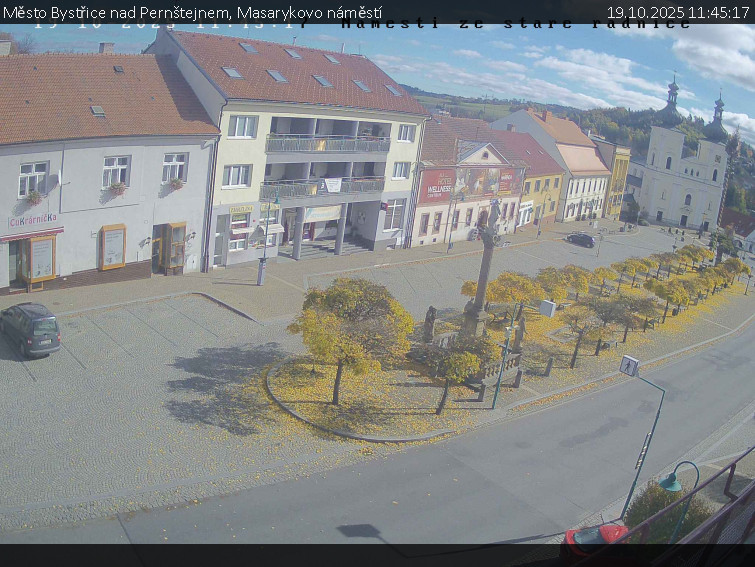 Město Bystřice nad Pernštejnem - Masarykovo náměstí - 19.10.2025 v 11:45 Město Bystřice nad Pernštejnem - Masarykovo náměstí - 19.10.2025 v 11:45