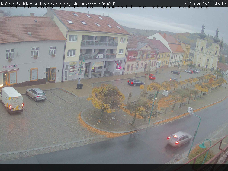 Město Bystřice nad Pernštejnem - Masarykovo náměstí - 23.10.2025 v 17:45 Město Bystřice nad Pernštejnem - Masarykovo náměstí - 23.10.2025 v 17:45