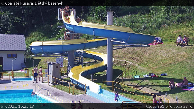Koupaliště Rusava - Dětský bazének - 6.7.2025 v 15:25 Koupaliště Rusava - Dětský bazének - 6.7.2025 v 15:25
