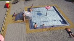 Children's paddling pool