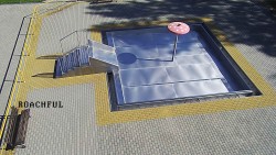 Children's paddling pool