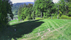 Prostřední část sjezdovky a snowpark