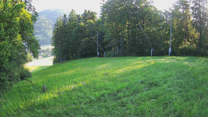 Skiareál Karolinka  - Prostřední část sjezdovky a snowpark - 14.6.2025 v 05:55