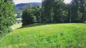 Skiareál Karolinka  - Prostřední část sjezdovky a snowpark - 21.6.2025 v 09:32