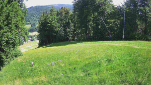 Skiareál Karolinka  - Prostřední část sjezdovky a snowpark - 21.6.2025 v 10:32