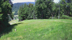 Skiareál Karolinka  - Prostřední část sjezdovky a snowpark - 21.6.2025 v 13:32