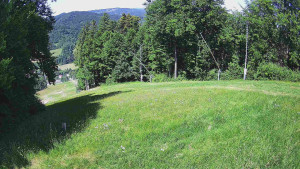 Skiareál Karolinka  - Prostřední část sjezdovky a snowpark - 21.6.2025 v 14:32