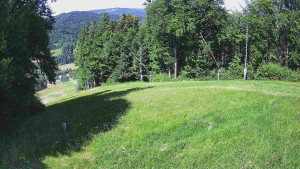 Skiareál Karolinka  - Prostřední část sjezdovky a snowpark - 21.6.2025 v 15:02