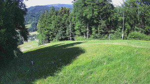 Skiareál Karolinka  - Prostřední část sjezdovky a snowpark - 21.6.2025 v 15:32