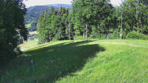 Skiareál Karolinka  - Prostřední část sjezdovky a snowpark - 21.6.2025 v 16:02