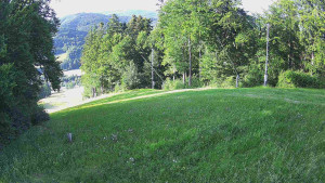 Skiareál Karolinka  - Prostřední část sjezdovky a snowpark - 21.6.2025 v 18:32