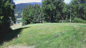 Skiareál Karolinka  - Prostřední část sjezdovky a snowpark - 30.6.2025 v 13:55