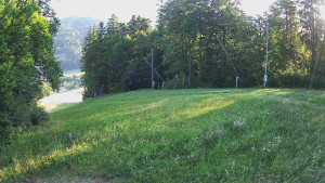 Skiareál Karolinka  - Prostřední část sjezdovky a snowpark - 1.7.2025 v 05:55