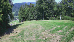 Prostřední část sjezdovky a snowpark