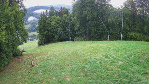 Skiareál Karolinka  - Prostřední část sjezdovky a snowpark - 13.9.2025 v 07:25