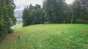 Skiareál Karolinka  - Prostřední část sjezdovky a snowpark - 13.9.2025 v 07:55
