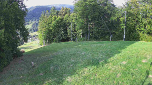 Skiareál Karolinka  - Prostřední část sjezdovky a snowpark - 13.9.2025 v 16:35