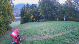 Skiareál Karolinka  - Prostřední část sjezdovky a snowpark - 14.10.2025 v 06:55