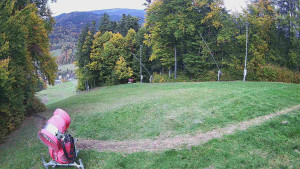Skiareál Karolinka  - Prostřední část sjezdovky a snowpark - 14.10.2025 v 13:55