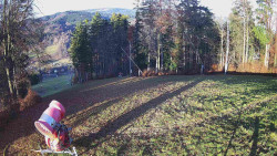 Prostřední část sjezdovky a snowpark