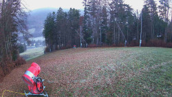 Prostřední část sjezdovky a snowpark