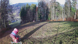 Prostřední část sjezdovky a snowpark