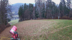 Prostřední část sjezdovky a snowpark