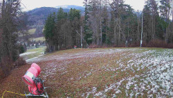 Prostřední část sjezdovky a snowpark