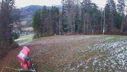 Prostřední část sjezdovky a snowpark