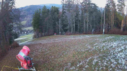 Prostřední část sjezdovky a snowpark
