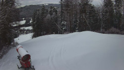 Prostřední část sjezdovky a snowpark