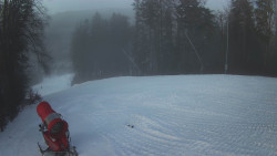 Prostřední část sjezdovky a snowpark