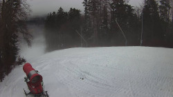 Prostřední část sjezdovky a snowpark