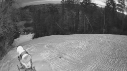 Prostřední část sjezdovky a snowpark