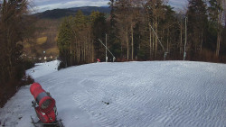 Prostřední část sjezdovky a snowpark