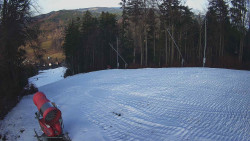 Prostřední část sjezdovky a snowpark
