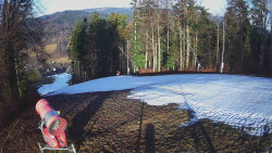 Prostřední část sjezdovky a snowpark