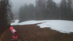 Prostřední část sjezdovky a snowpark