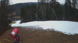Skiareál Karolinka  - Prostřední část sjezdovky a snowpark - 17.12.2025 v 09:55