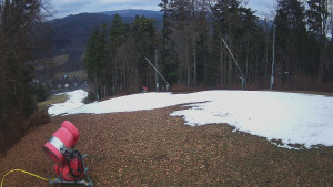 Skiareál Karolinka  - Prostřední část sjezdovky a snowpark - 19.12.2025 v 12:55