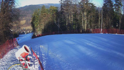 Prostřední část sjezdovky a snowpark